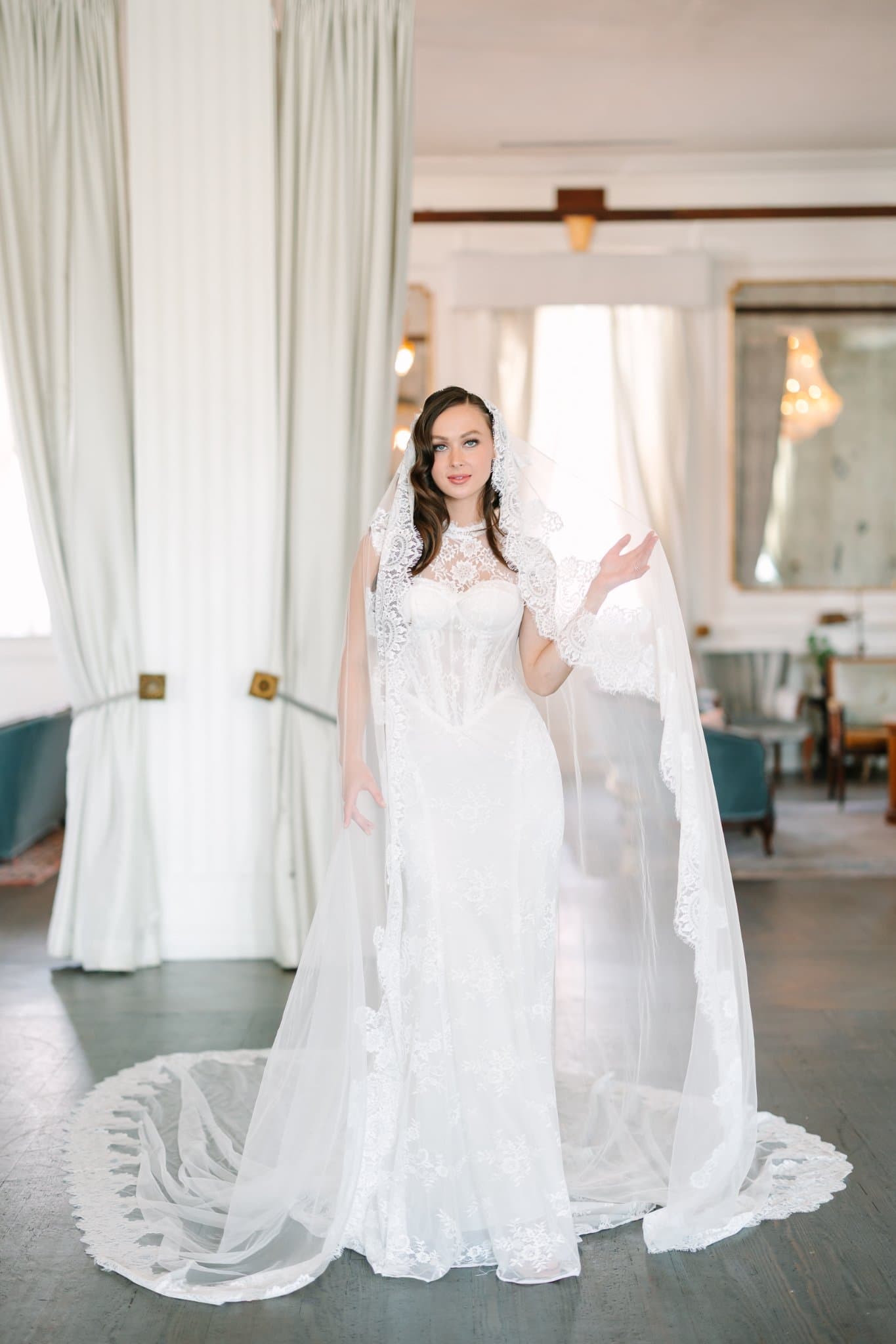 Bride with cathedral lace veil — Lily and Lace Bride